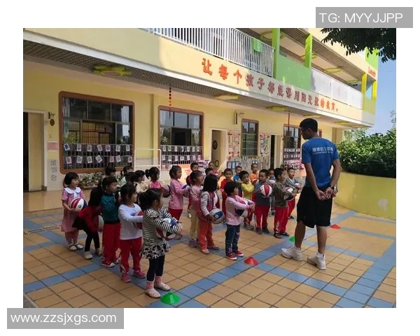 深度对话：杨秀英如何在篮球世界中追寻梦想与坚持的故事