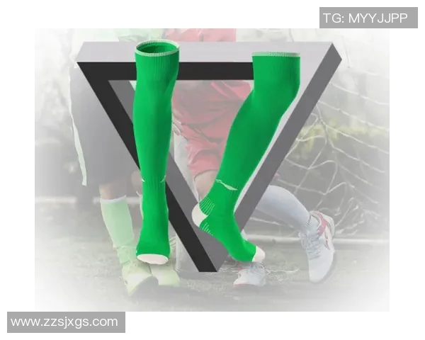 足球装备选购指南:如何选择适合你的高性能球袜 足球装备选购指南:如何选择适合你的高性能球袜